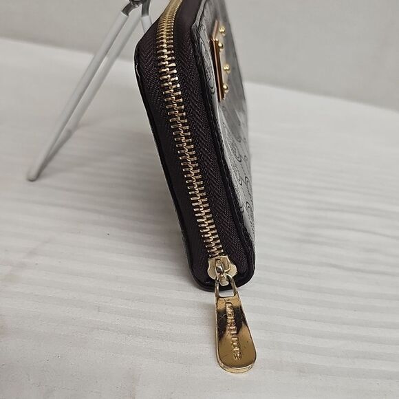 MICHAEL KORS JET SET ZIP AROUND PATENT WALLET BFPM-05-095 - Picture 3 of 8